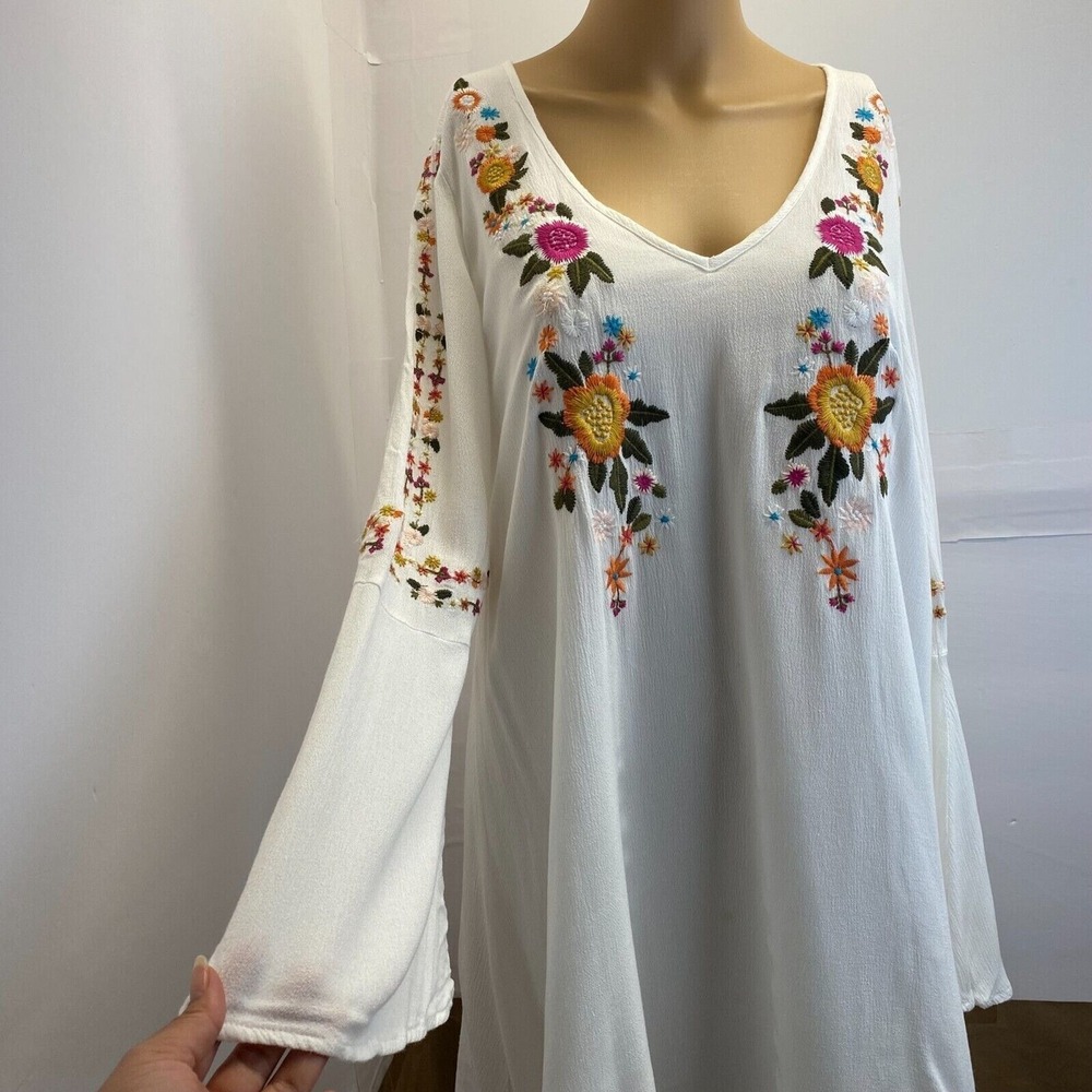 Womens Sugar Lips V Neck Floral Embroidered Lined Tunic Dress Bell Sleeve Sz M - Picture 3 of 16